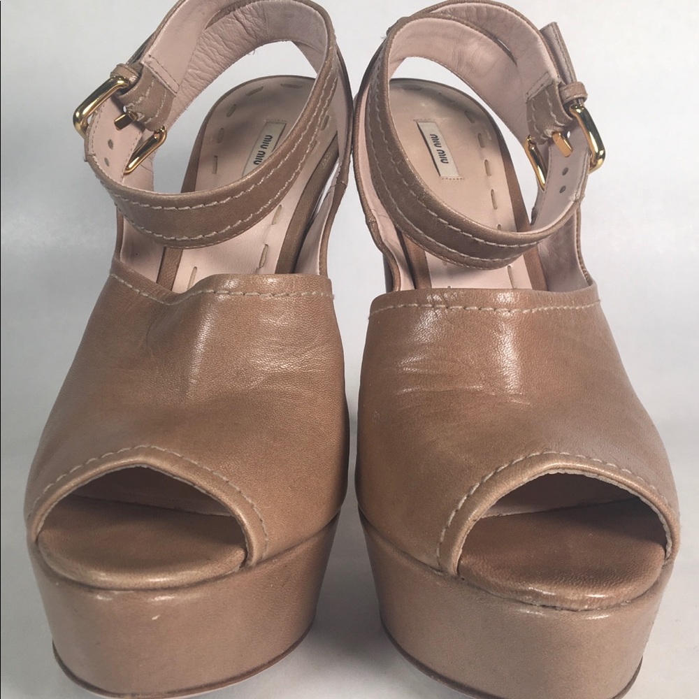 Miu Miu Capet Fume Albino Heel Size 40 EUC
